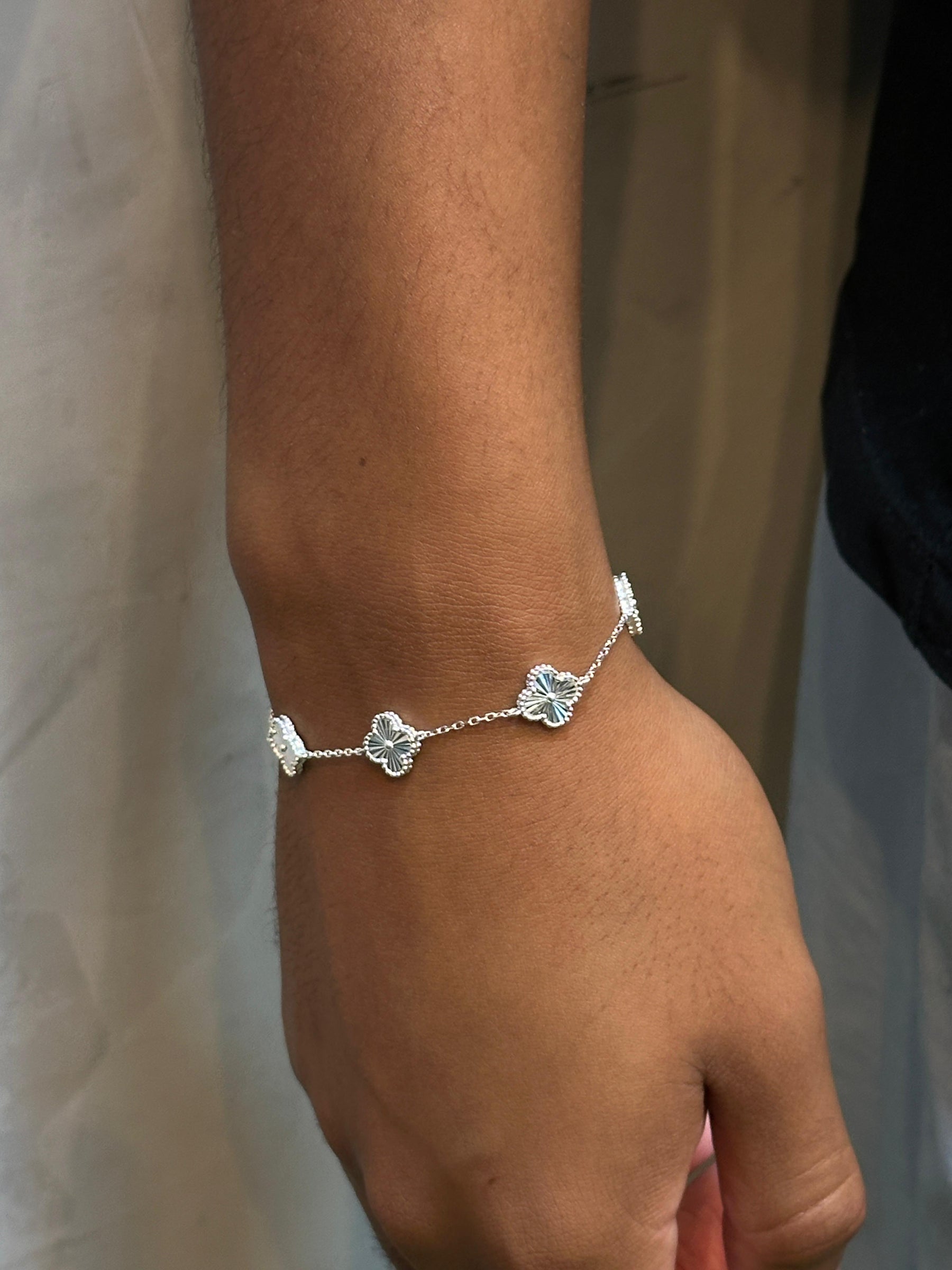 Pulseira Trevo Diamantada PRATA 925