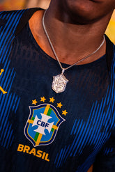 Colar Cravejado CBF Banhado a Prata!