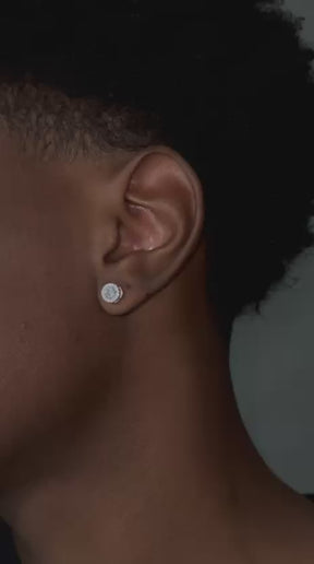 Brinco Ponto de Luz Cravejado 8mm / PRATA 925